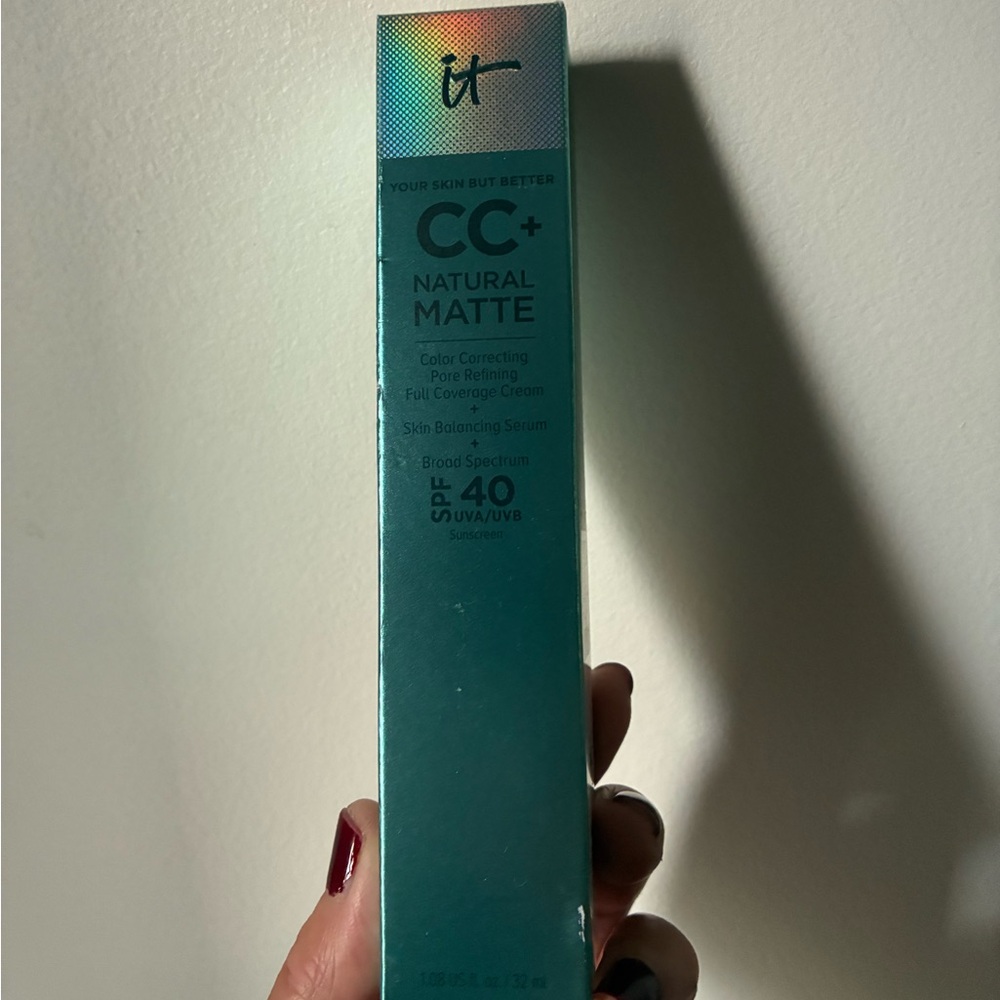 It CC Natural Matte CC Cream Foundation Natural Matte BNIB